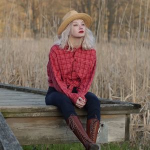 Meet your Posher, Emma